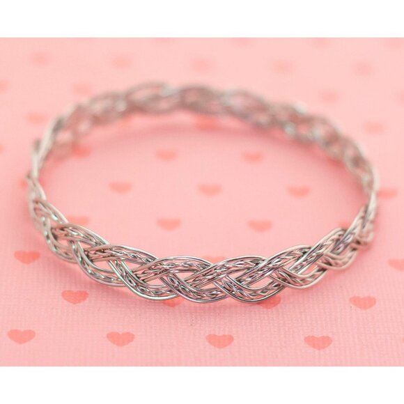 Vintage Unique Braids Silver Tone Elegant Bangle Bracelet 8 inch - X19 - Picture 2 of 3